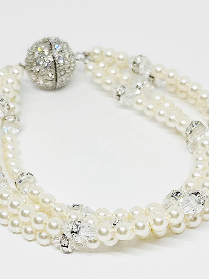 Bracelet Madeline pour la vente par Victoria Sdoukos Jewelry