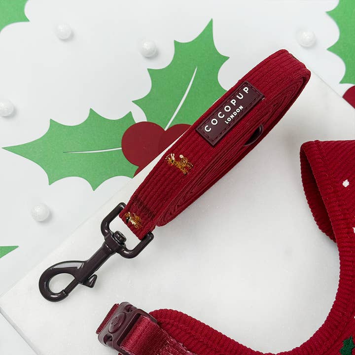 Holly Jolly Trails Lead for wholesale by Cocopup London
