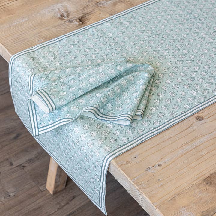 over&back - Wholesale Table Runner - Hand-Blocked Table Runner Floral Patterns 18x1085