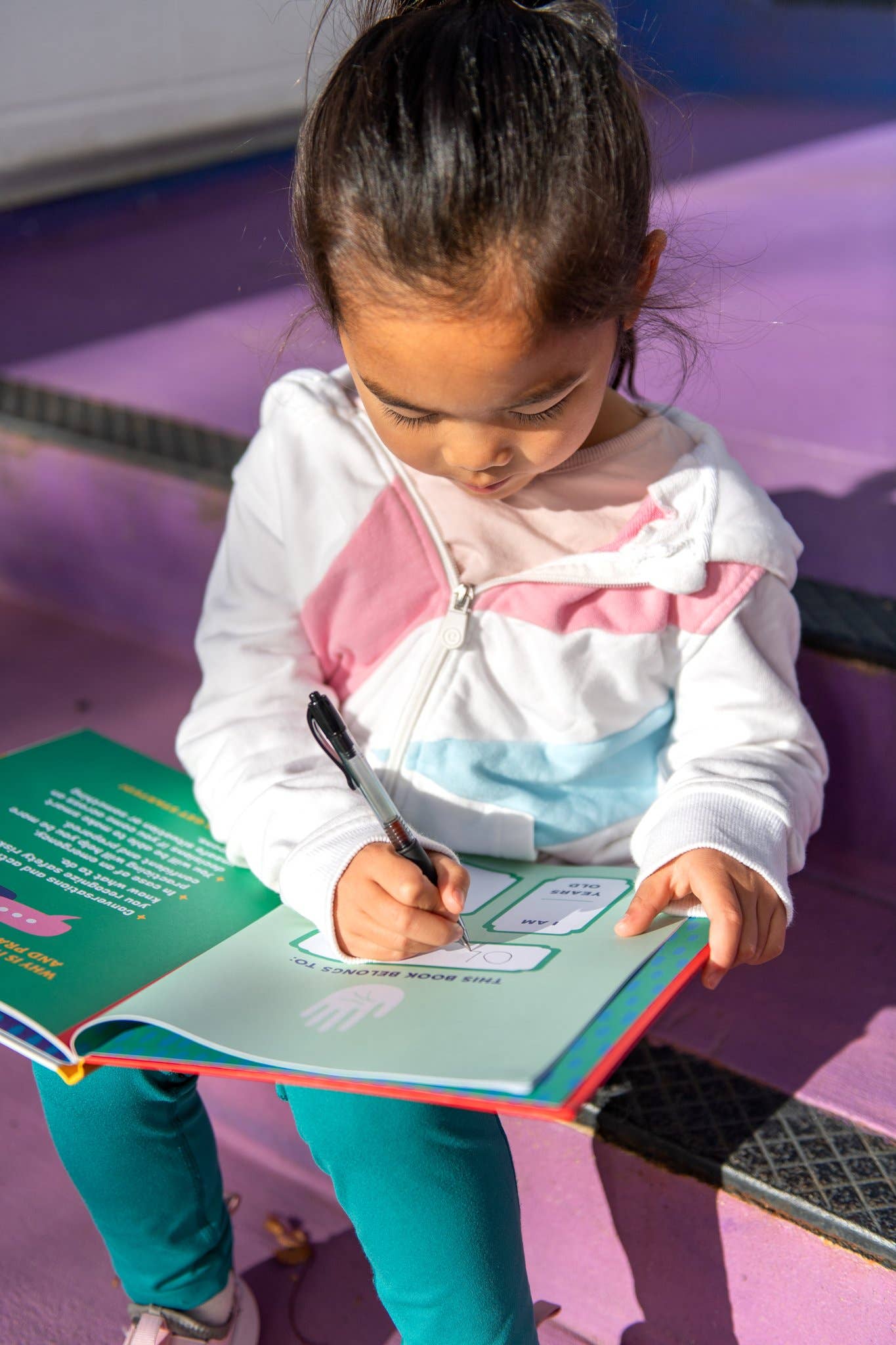 Bright Littles - Wholesale Early Reader Book (6-8) - Safety Conversation Journal14