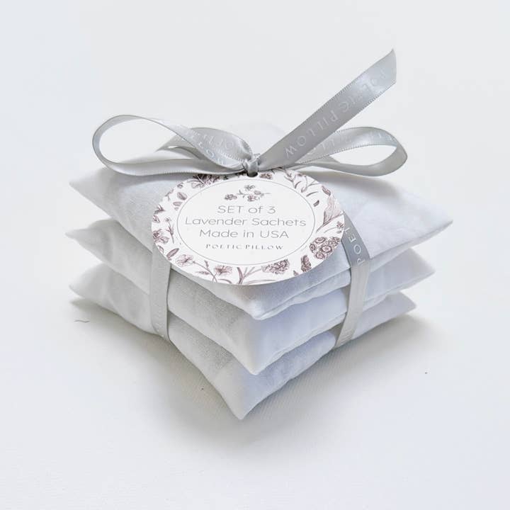 Hvide lavendelposer til skabe, skuffer og mere for engroshandel hos Poetic Pillow