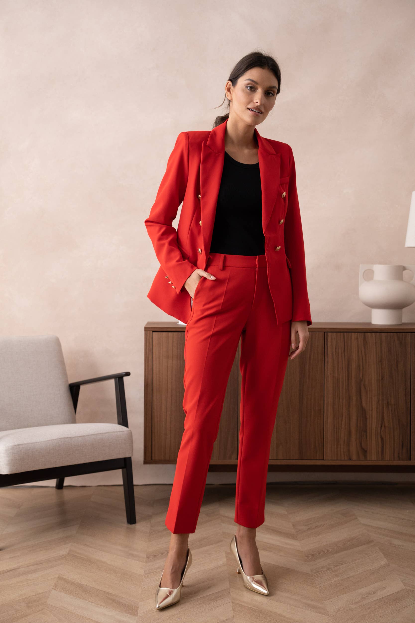 Attentif Paris - Wholesale Blazer - Women's - [Timeless] Fitted double-breasted blazer with gold buttons33