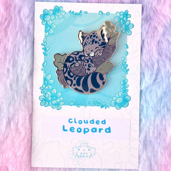Evy Benita - Wholesale Lapel Pin/Button - Cute Clouded Leopard Enamel Pin