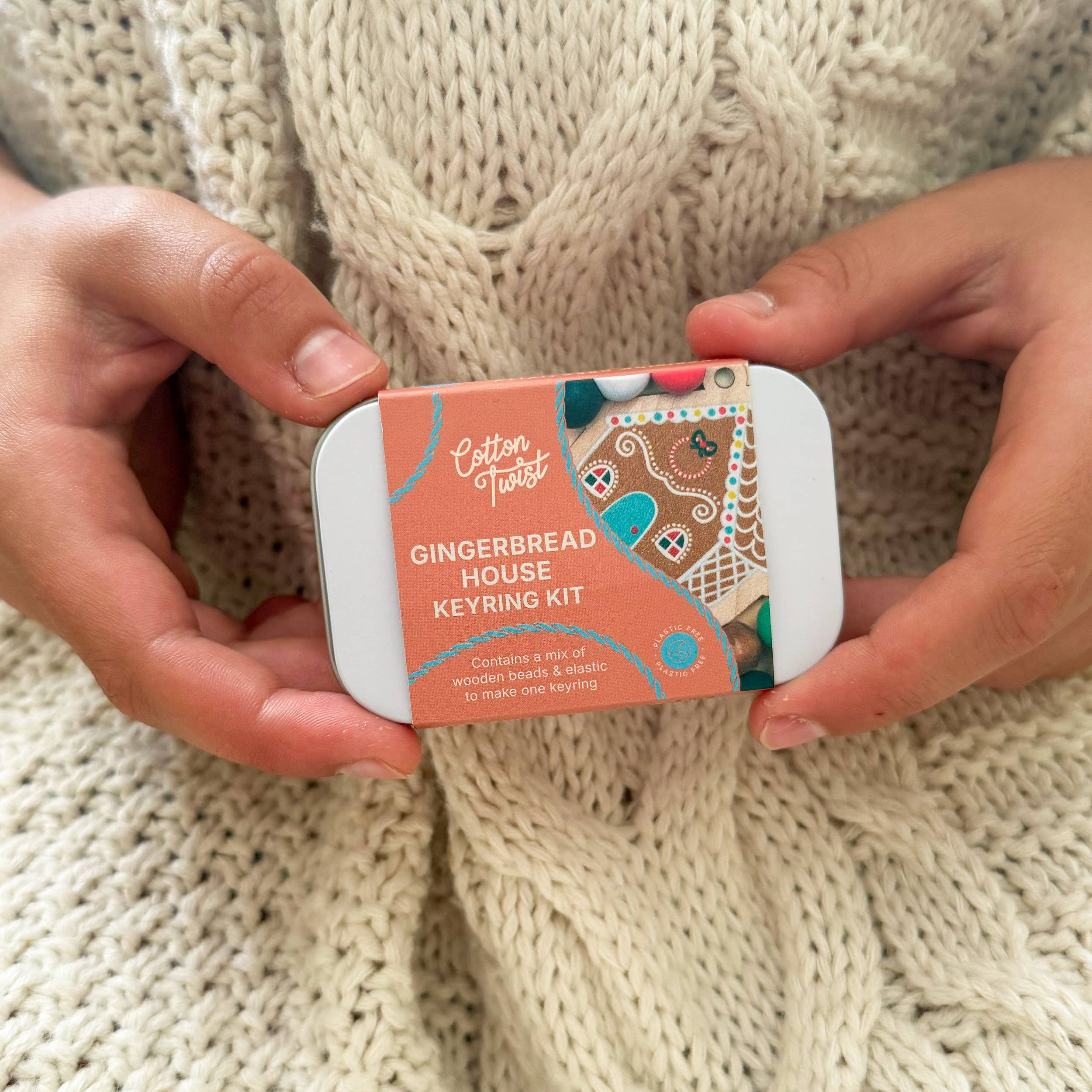 Cotton Twist (USA DUTIES PAID) - Wholesale DIY Craft Kit - Kids - Gingerbread House Keyring Gift Kit2