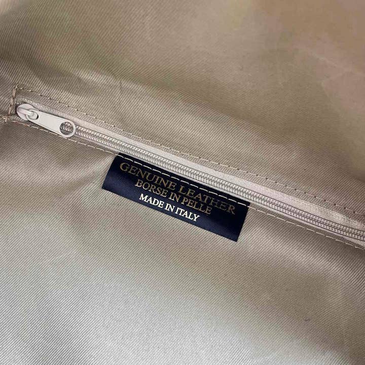 Suie Valentini srl - Wholesale Crossbody Bag - Women's - Genuine leather fanny pack, Made in Italy, art. 11242617