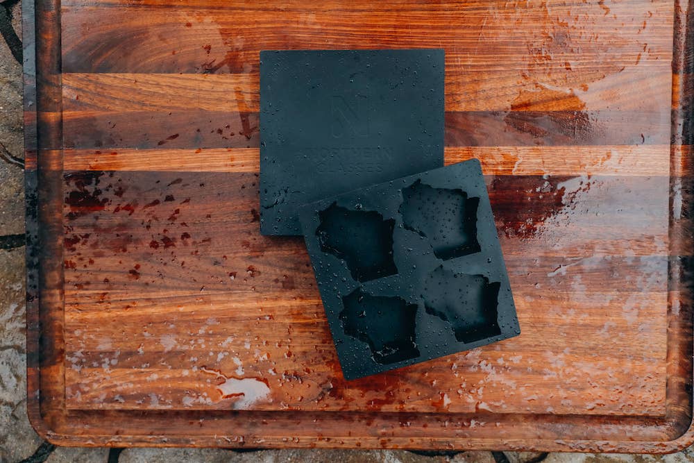Northern Goods - Wholesale Ice Tray/Mold - Wisconsin Large Ice Cube Tray0