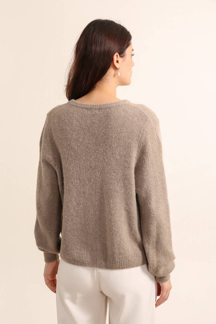 NAÏS PARIS - Wholesale Cardigan - Women's - SUPER FINE ALPACA SHORT BUTTON CREW NECK CARDIGAN9