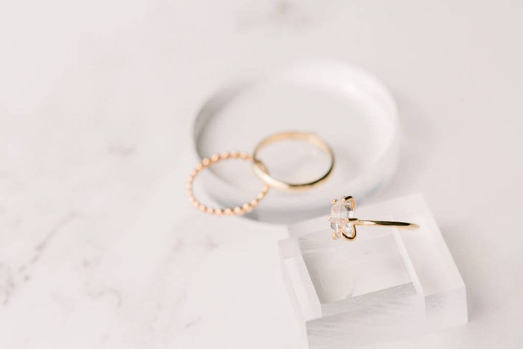 The Land of Salt – wholesale Solitairering – Ring med Herkimer-diamant i guldförgylld ram7