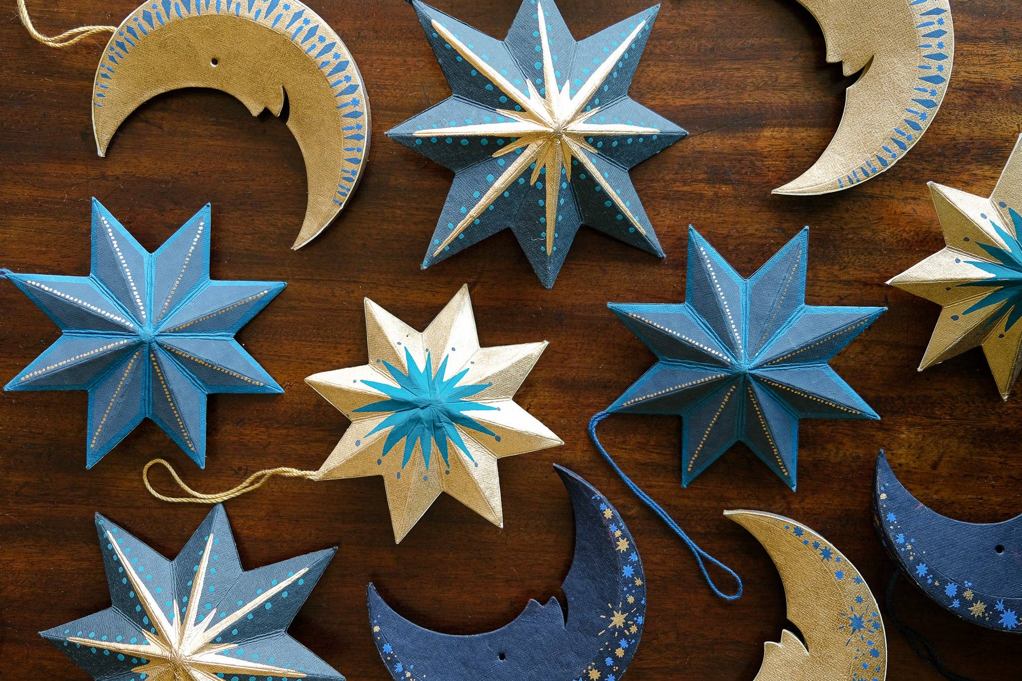 East End Press – wholesale Ornament – UK/EU: Golden Star Screen-Printed Board Decoration13