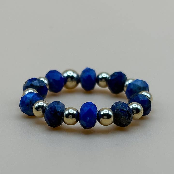 Anillo de lapislázuli con cuentas chapadas en oro de 3 mm para venta al por mayor de Reason Jewelry