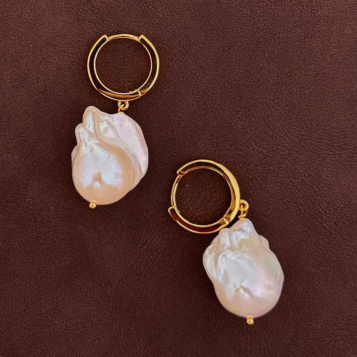 Nuria Øreringe 4.0 for engroshandel hos Namaste Jewelry