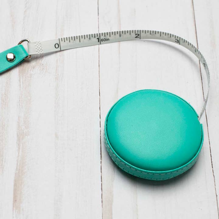 Fox & Pine Stitches - Wholesale Knitting Needles - Colorful | Measuring Tape