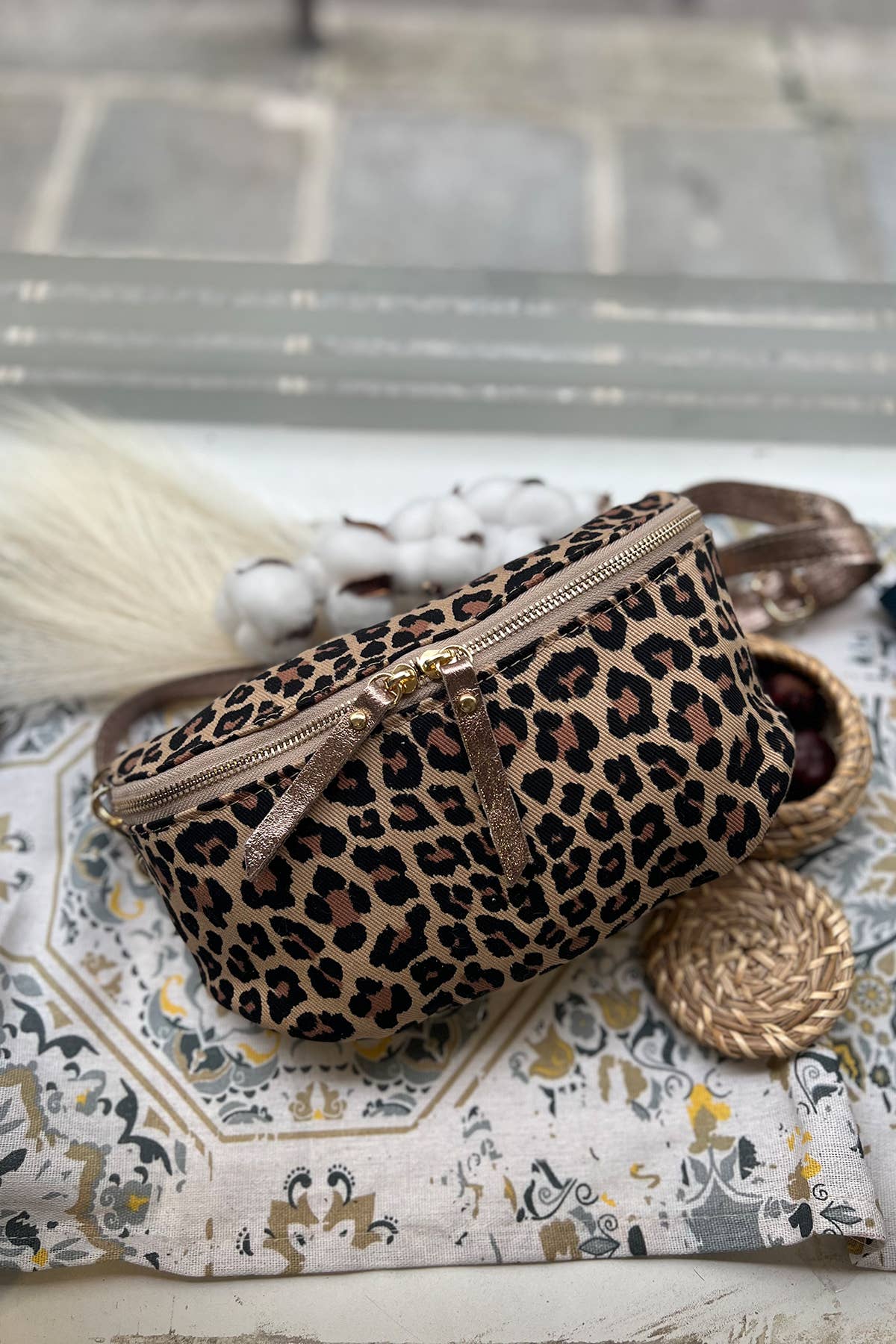 Cherry Paris - Wholesale Belt Bag - Women's - ROSA LEOPARD Bag - 4135B14