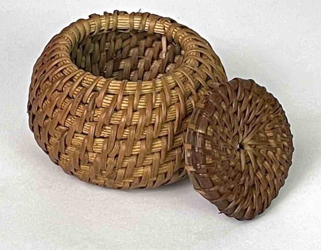 The Niger Bend - Wholesale Basket - Small Vietnamese Rattan Covered Basket - 3 sizes4
