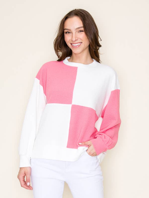 FELPA A MAGLIA NUVOLOSA A MANICHE LUNGHE CON MOTIVO A SCACCHI A BLOCCHI DI COLORE per la vendita all'ingrosso da parte di Tres Bien, Inc