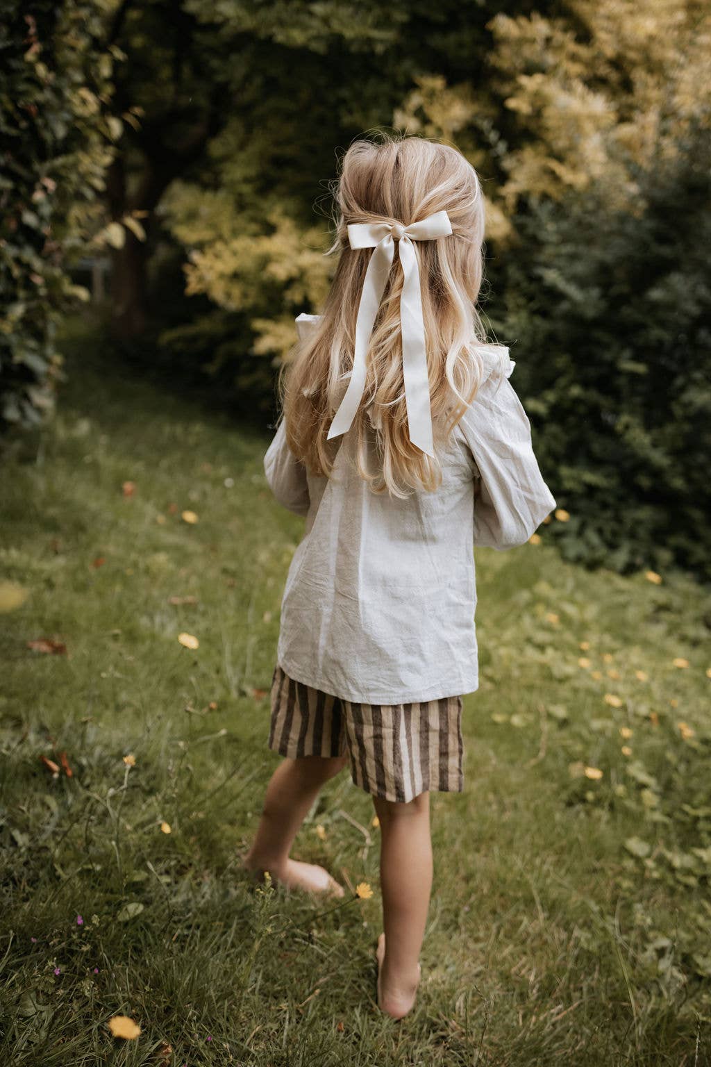 Annie & Charles – wholesale T-shirt – Kids – Annie & Charles® LISA linen blouse with collar4