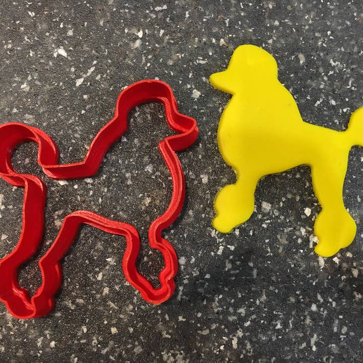 Emporte-pièce chien caniche pour la vente par CookieCutterSupply