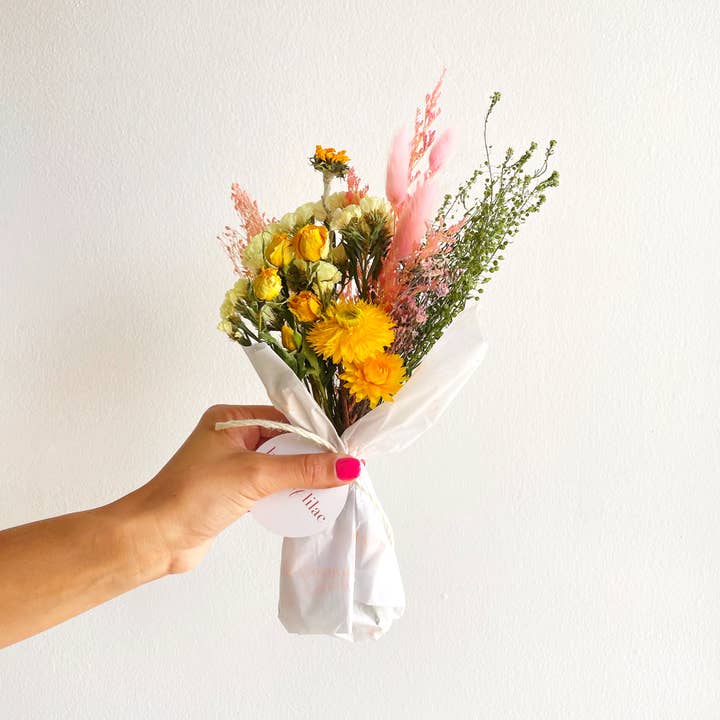 House of Lilac - Wholesale Dried/Pressed Flowers - Classic Dried Flower Mini Bouquet