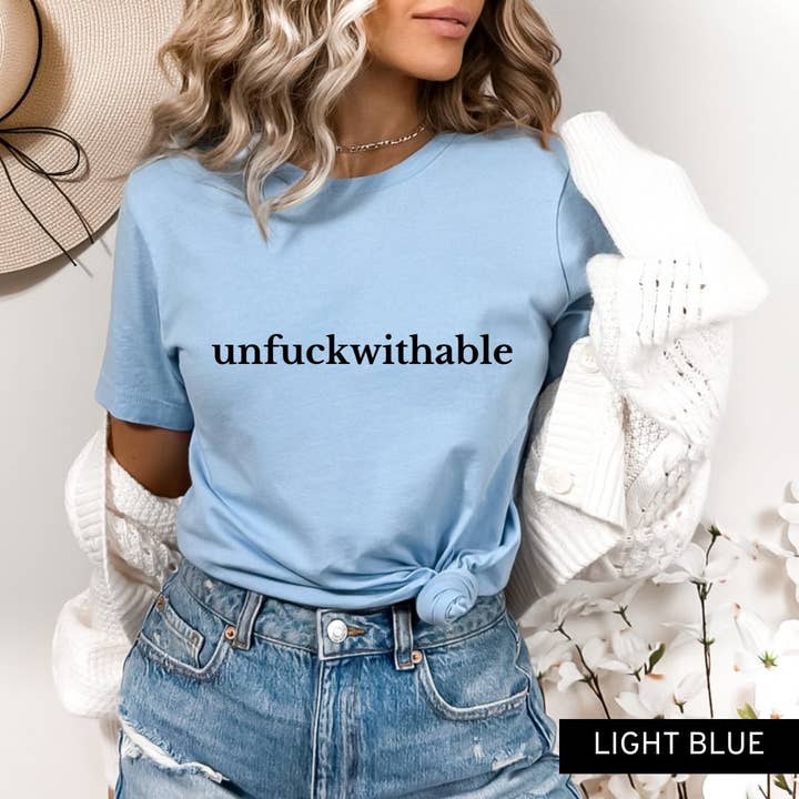 Camisa Unfuckwithable, Camiseta para mamá, Camisa para mamá, Funny Mom Shi para venta al por mayor de Rosie and Vi