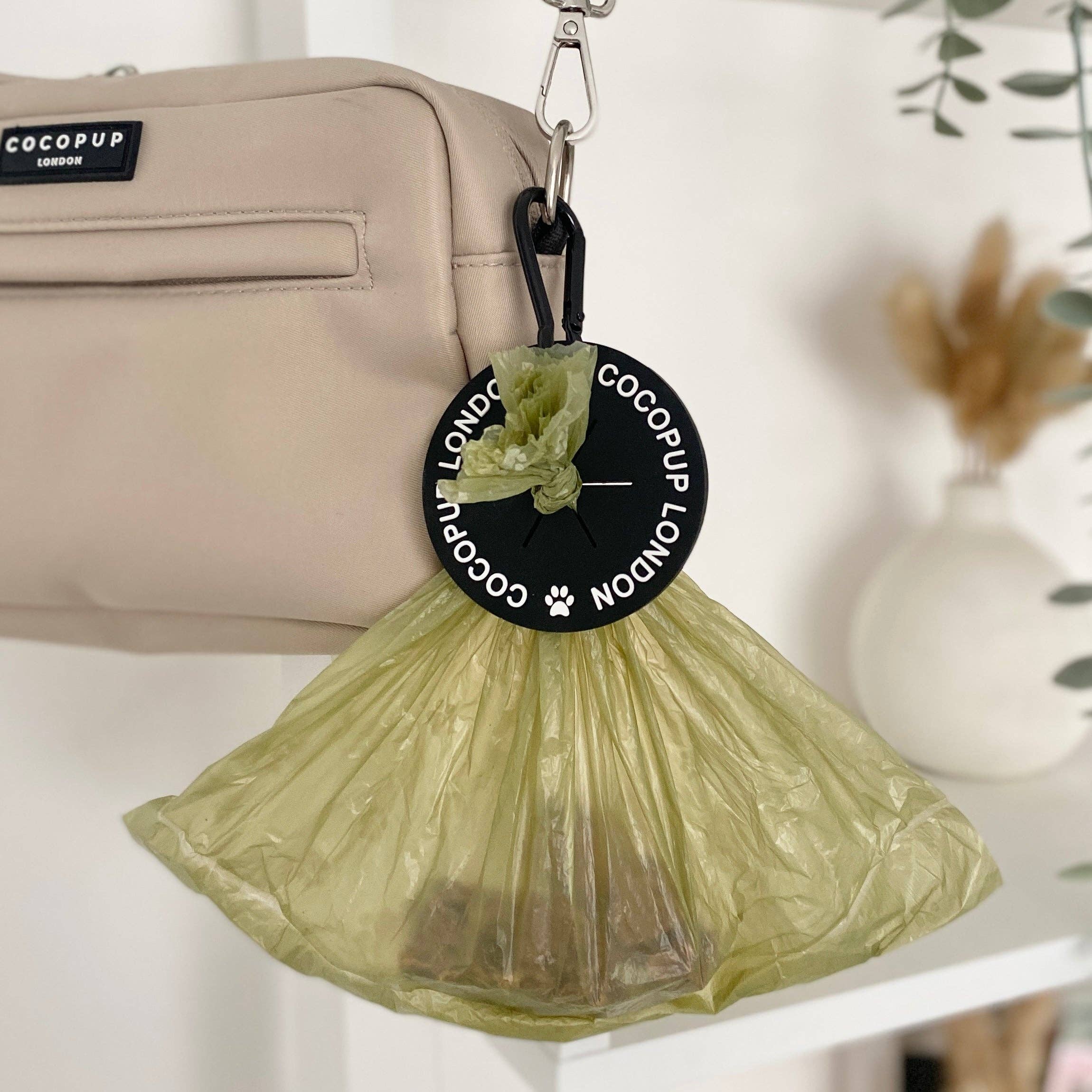 Cocopup London - Wholesale Poepzakdispenser - CocoPOOP Pocket - zwart1