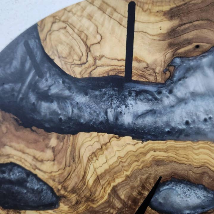 Artdesigna KG - Wholesale Wall Clock - Day and Night Timekeeper | Premium Handmade Wall Clocks3