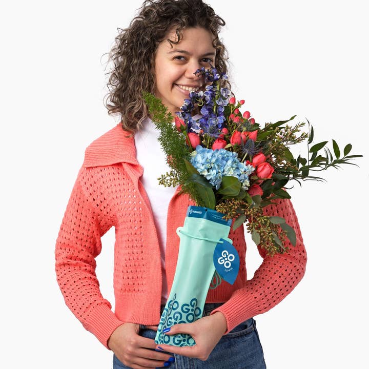 GOGO Flower - Wholesale Vase - LOVE Flower Pouch/Vase (with water and flower food)7