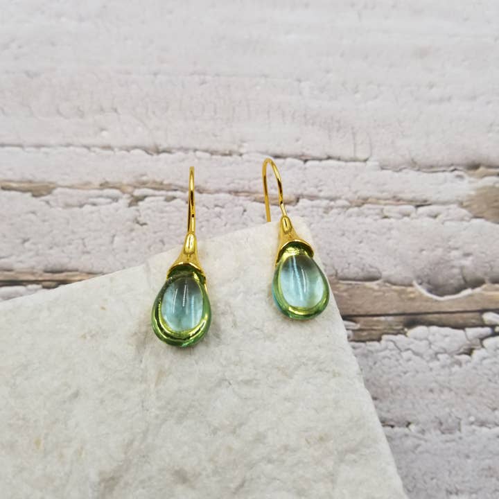 Treasure Wholesale - Wholesale Dangle Earrings - Cat's Eye Stone Drop Earrings3