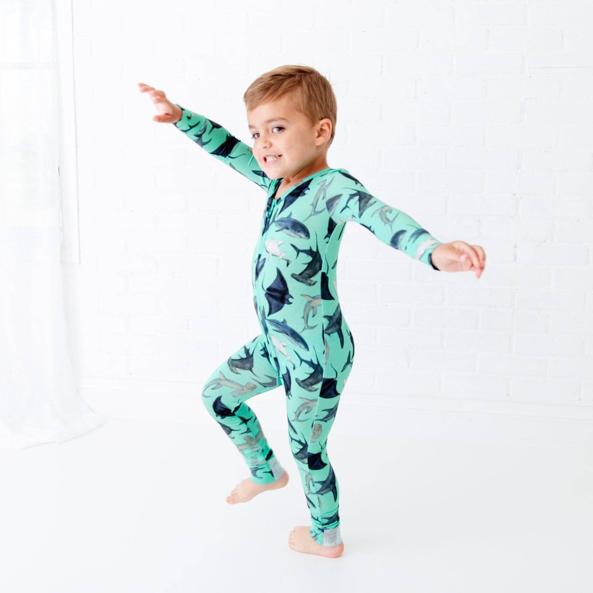 Dreamiere - Wholesale Jumpsuit - Baby - Kids The Shark Side Bamboo Convertible Footie4