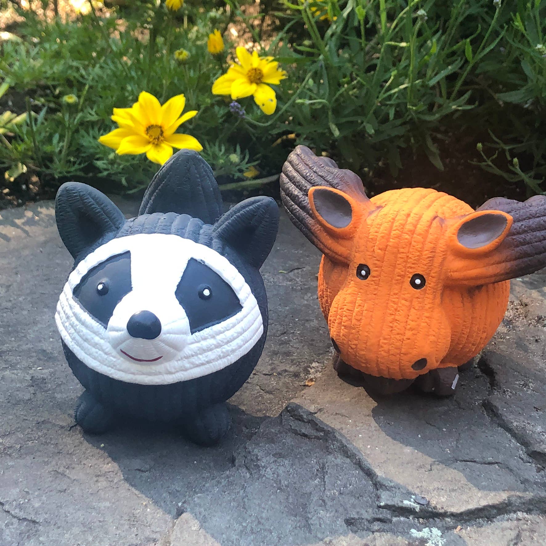 HuggleGroup - Vente Jouet couineur – chien - Jouet ballon Reggie Raccoon Ruff-Tex® pour chien, grand modèle4