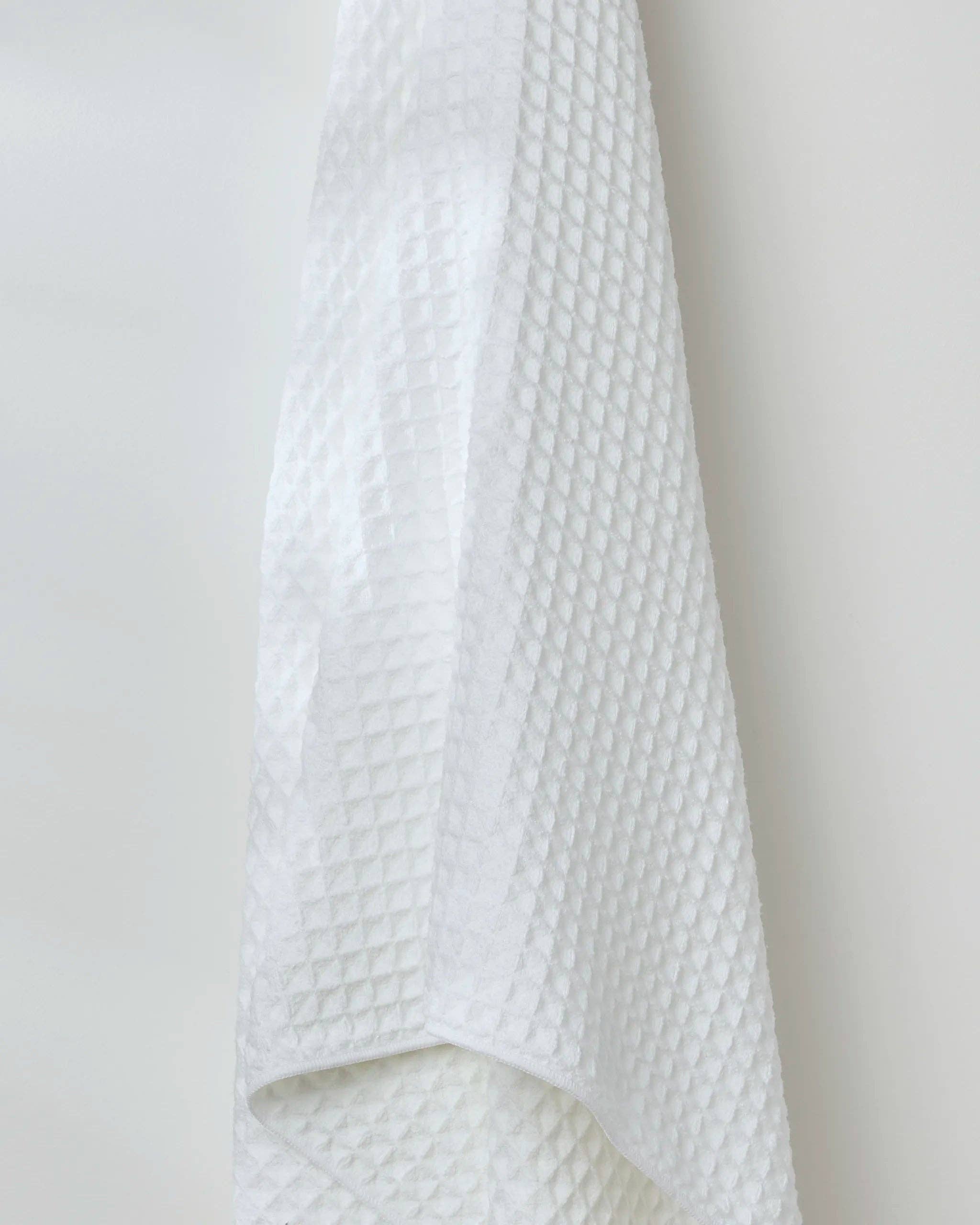 Geometry – wholesale Bath towel – Cloud Waffle Bath Towel1