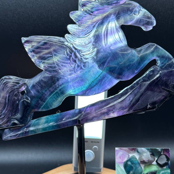 The 7 Directions - Wholesale Spiritual Stone/Crystal - Exquisite Rainbow fluorite Flying horse Pegasus H2082