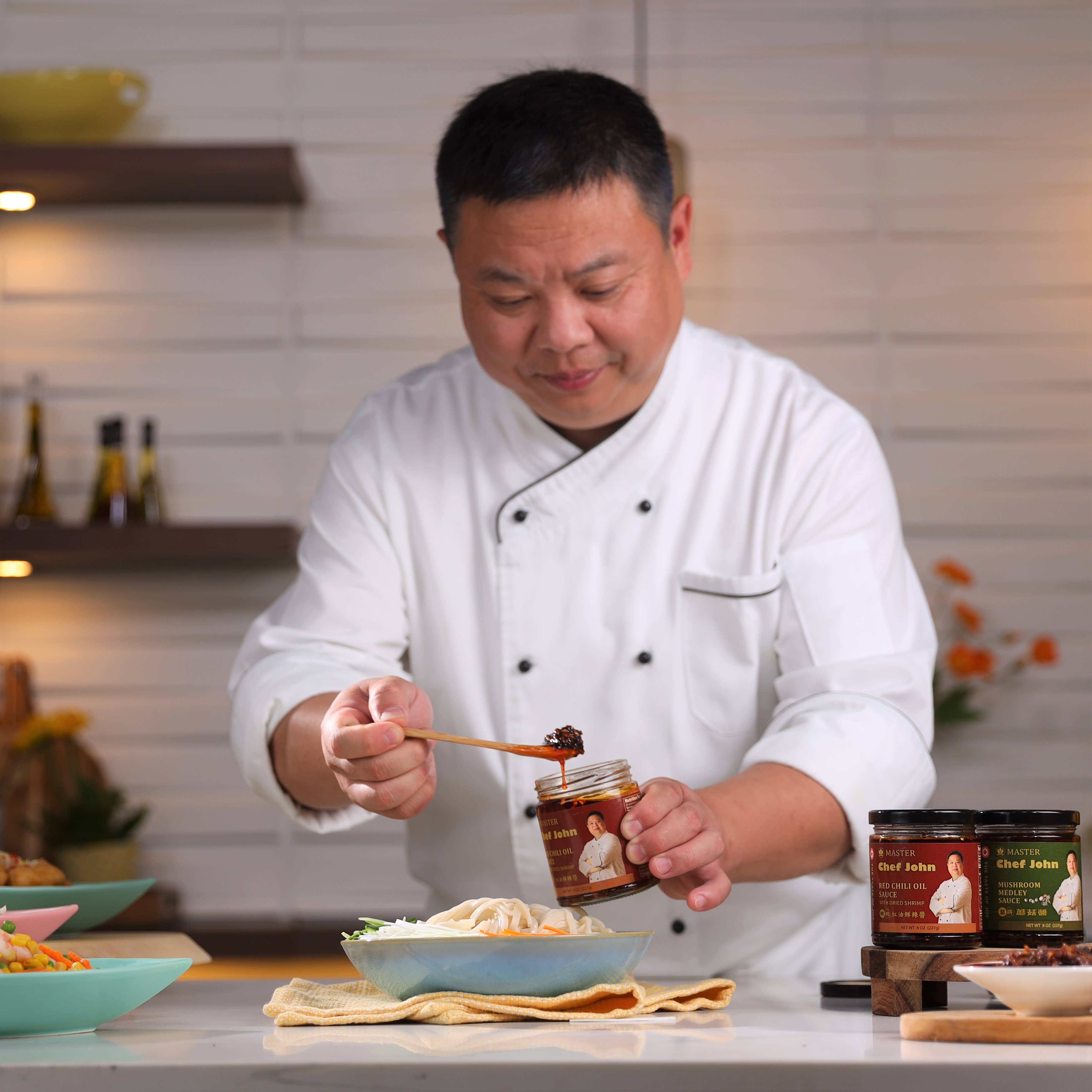 Master Chef John – Molho por atacado – Molho de óleo Master Chef John Red Chili, Vegan Friendly, 8 oz.6