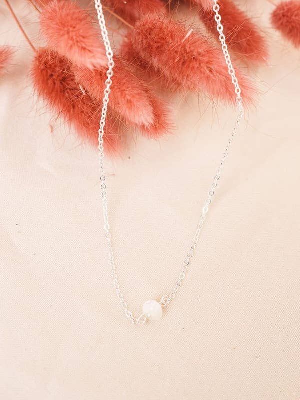 Collier en argent avec petites perles simples pour la vente par Asher Grey