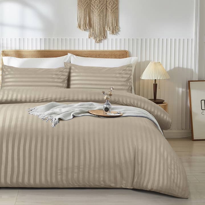 Cotton Passion – wholesale Sängkläder – Randigt påslakan set i lyxig 100 % mjuk mikrofiber3