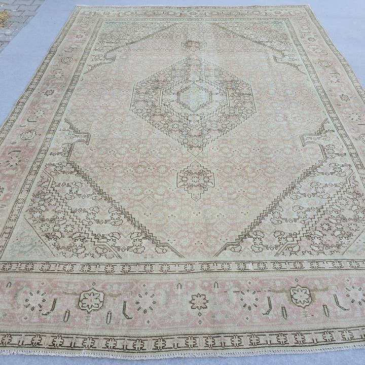 8x10 Pink Oushak Rug: Hand-Knotted Vintage Turkish Wool Carpet for wholesale by MesopotamiaRugs
