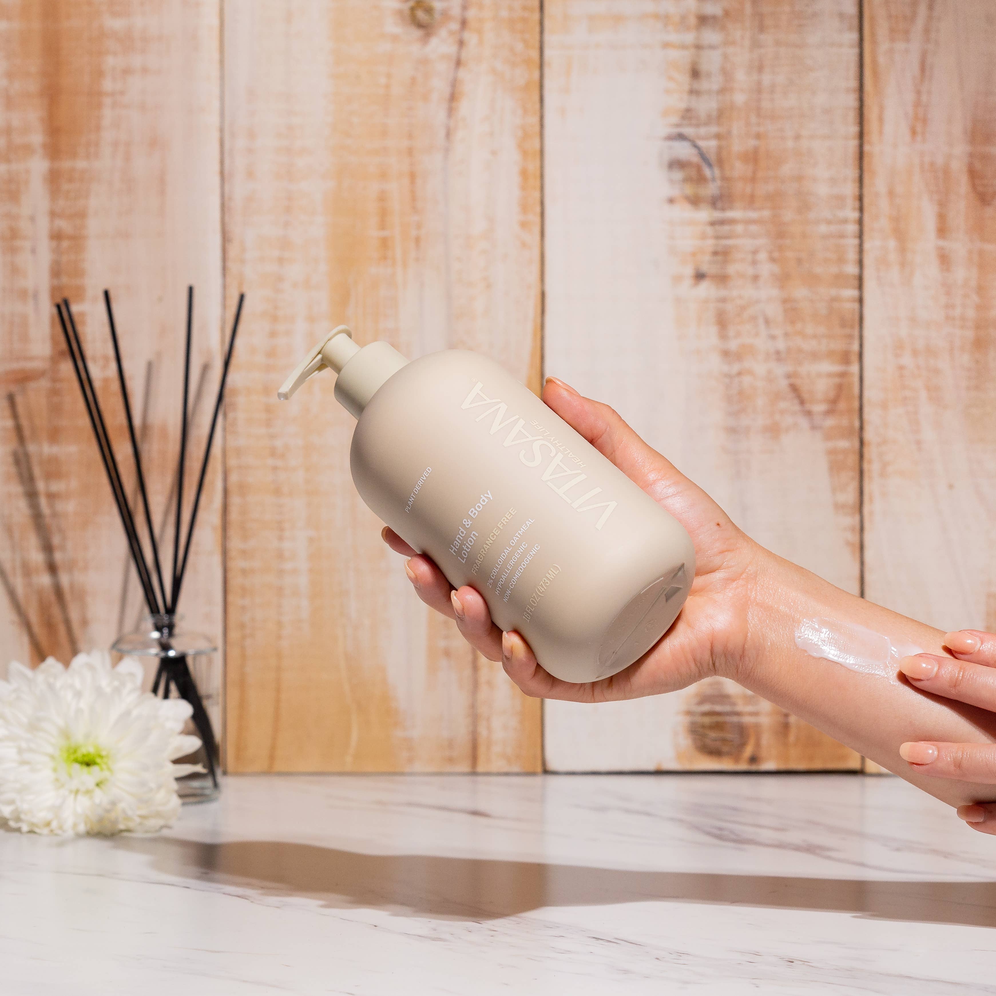 Vitasana - Wholesale Hand & Body Lotion - Colloidal Oatmeal Hand and Body Lotion (Unscented)2