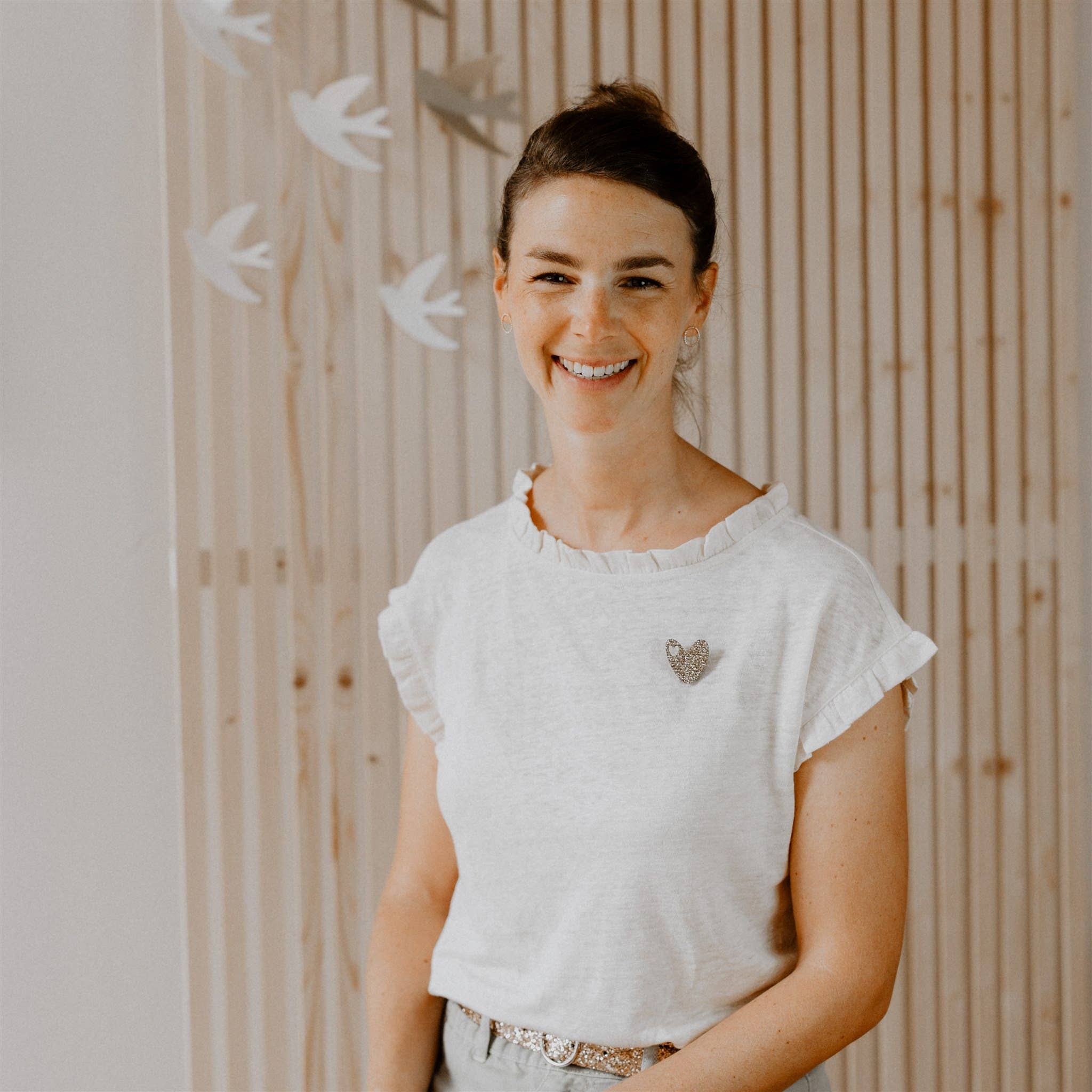 Les Petites Hirondelles - Wholesale Brooch - Glitter brooch - Heart7