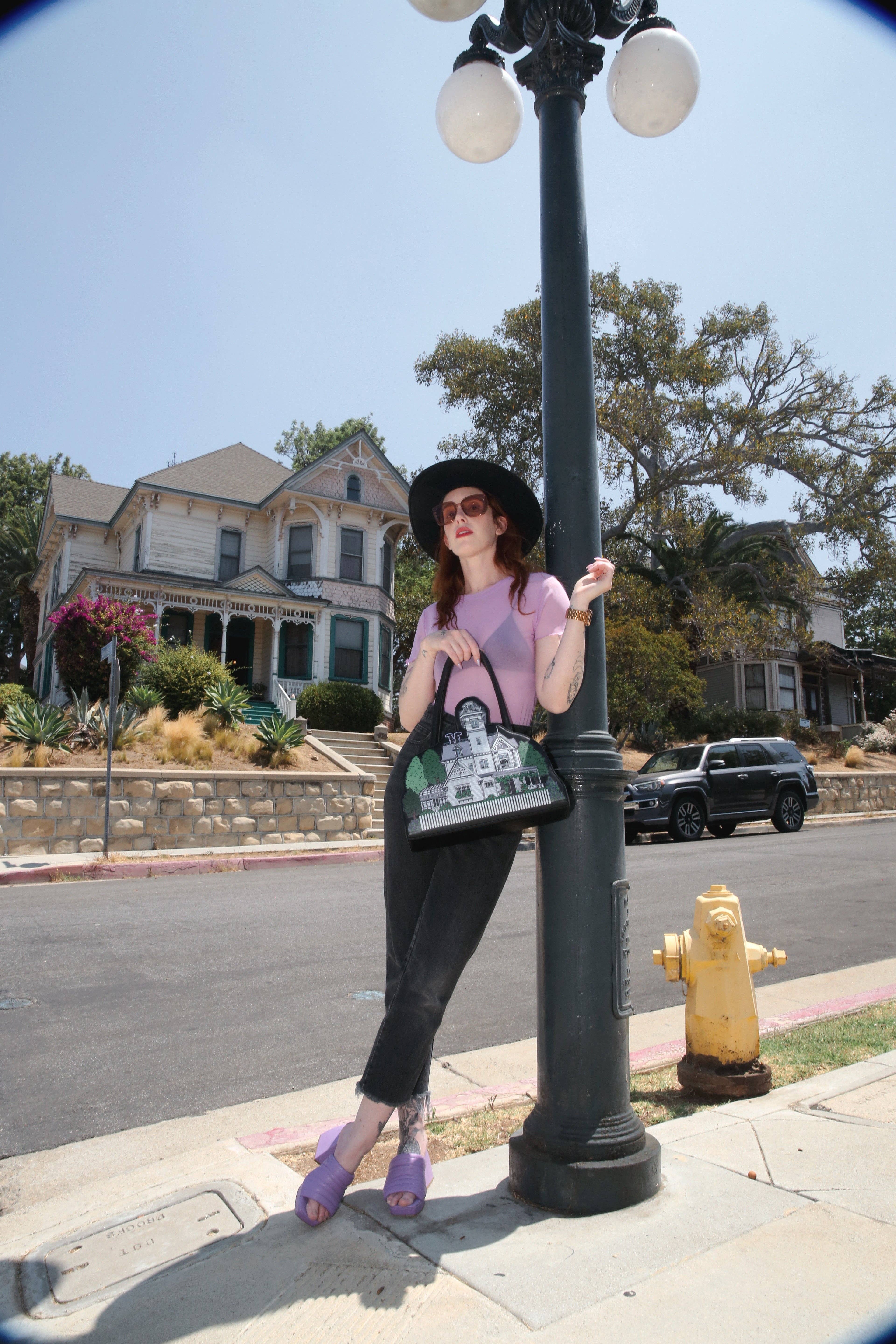 Lady Moon Co.® - Wholesale Tote Bag - Women's - Practical Magic House Purse14