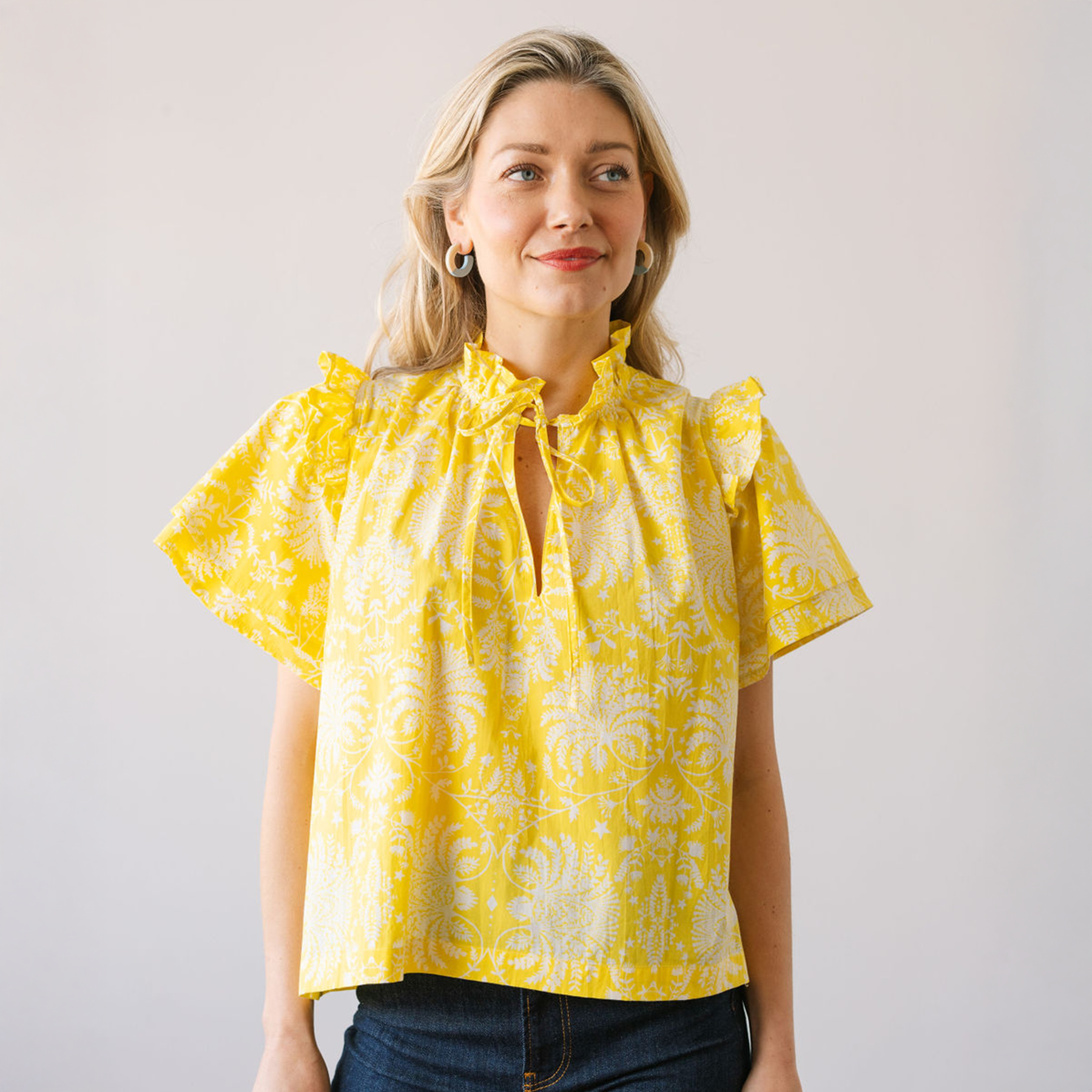 Sunshine Tienda - Wholesale Blouse - Women's - Citron Gilded Palm Gemma Top0