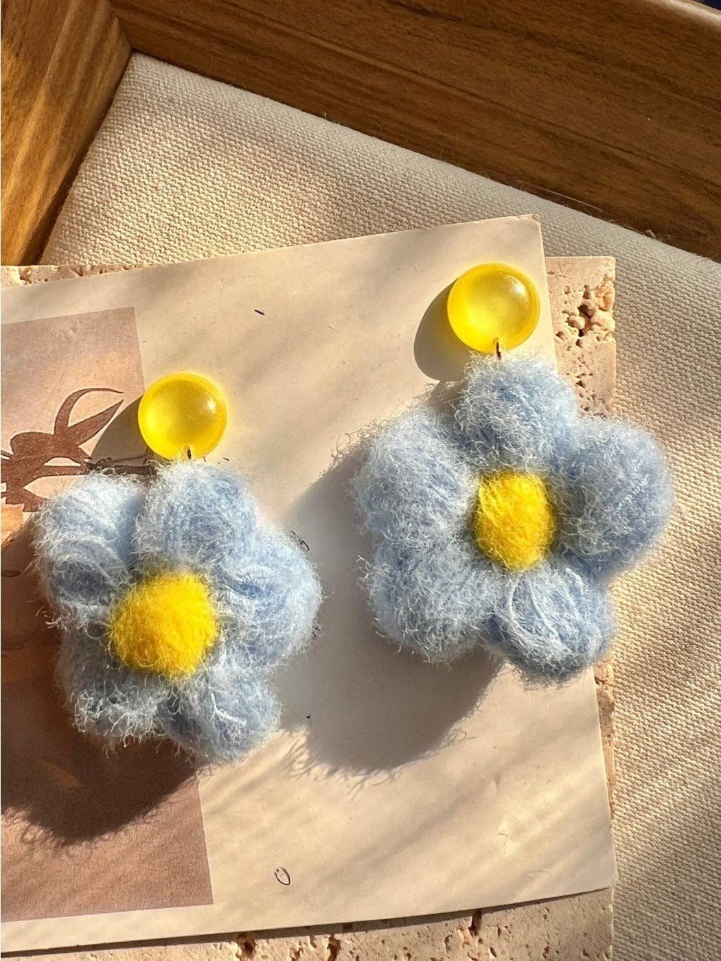 Funkyrel® Atzbranding Limited – wholesale Dangle earrings – Earwish - Color-Block Crochet Flower Earrings2