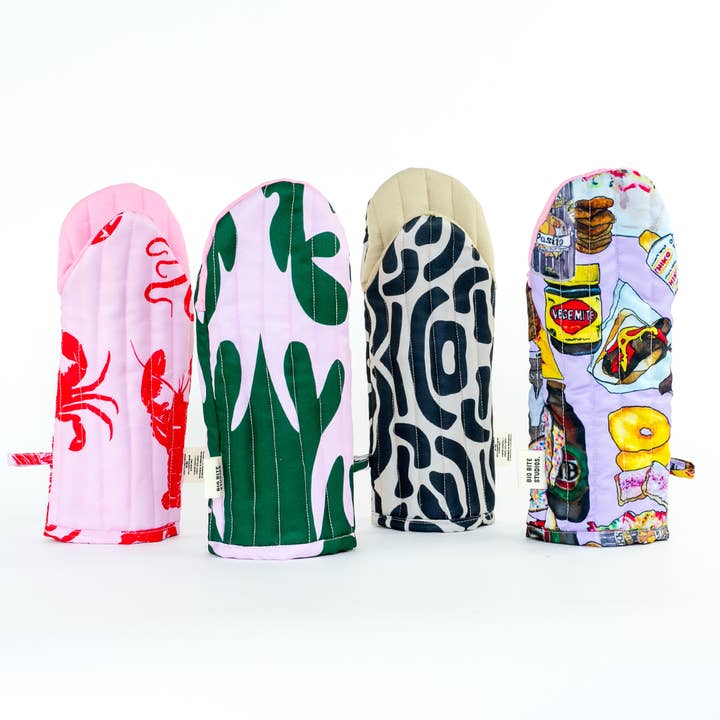 HAPPY POUCH CLUB - OVEN GLOVE for wholesale by Big Bite Studios
