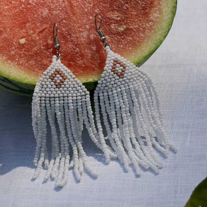Boucles d'oreilles à pompon en diamant pour la vente par BeadWORKS