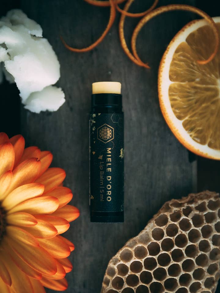 NATURAL LIP BALM WITH PURE BEESWAX for wholesale by Miele D'Oro Natural, Handcrafted Skincare