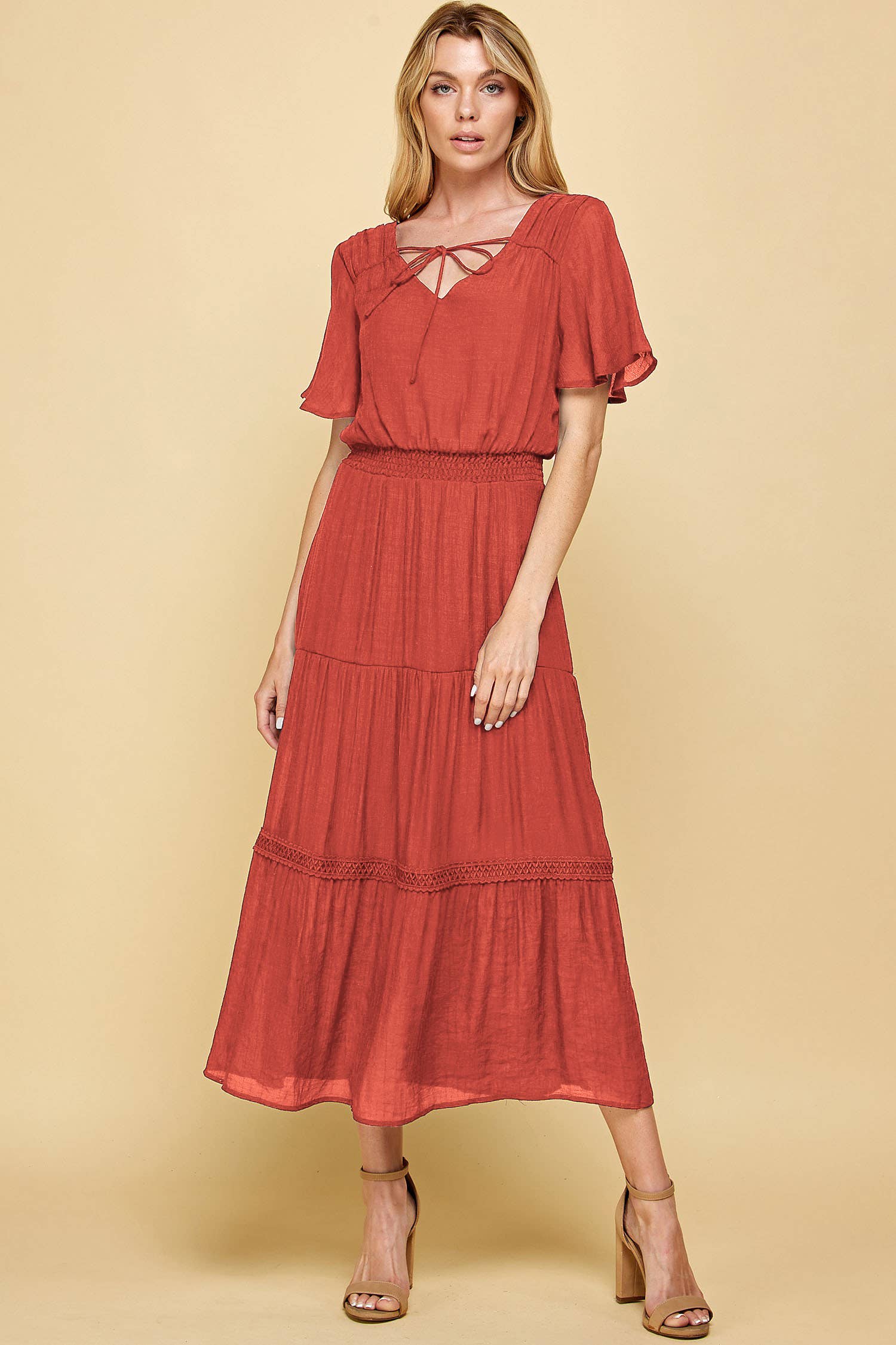 Winslow Collection - Vente Robe – femme - Robe maxi à volants en crochet avec ouverture clé, 9 couleurs, Y87291146