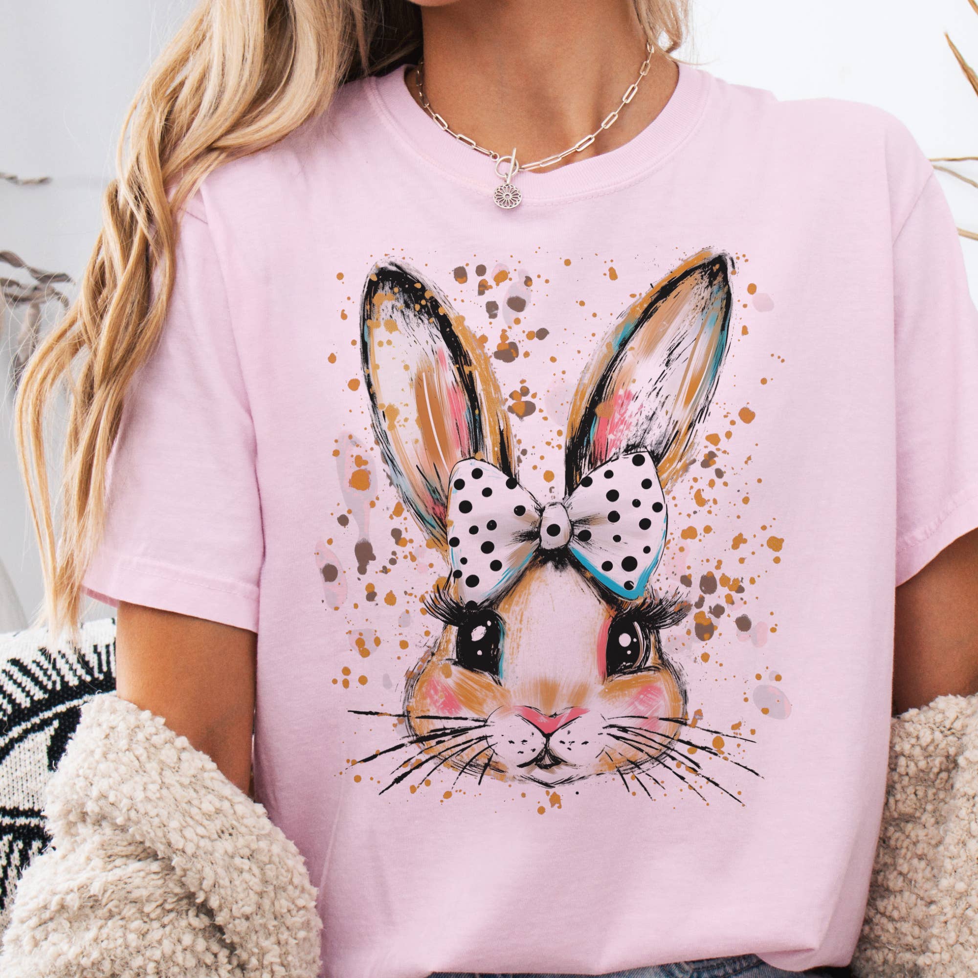 Par.tees by Party On! – Großhandel T-Shirt (Grafikdruck) – Damen – Osterhasen Grafik T-Shirt Frühling Coquette Hasen Grafik T-Shirts1