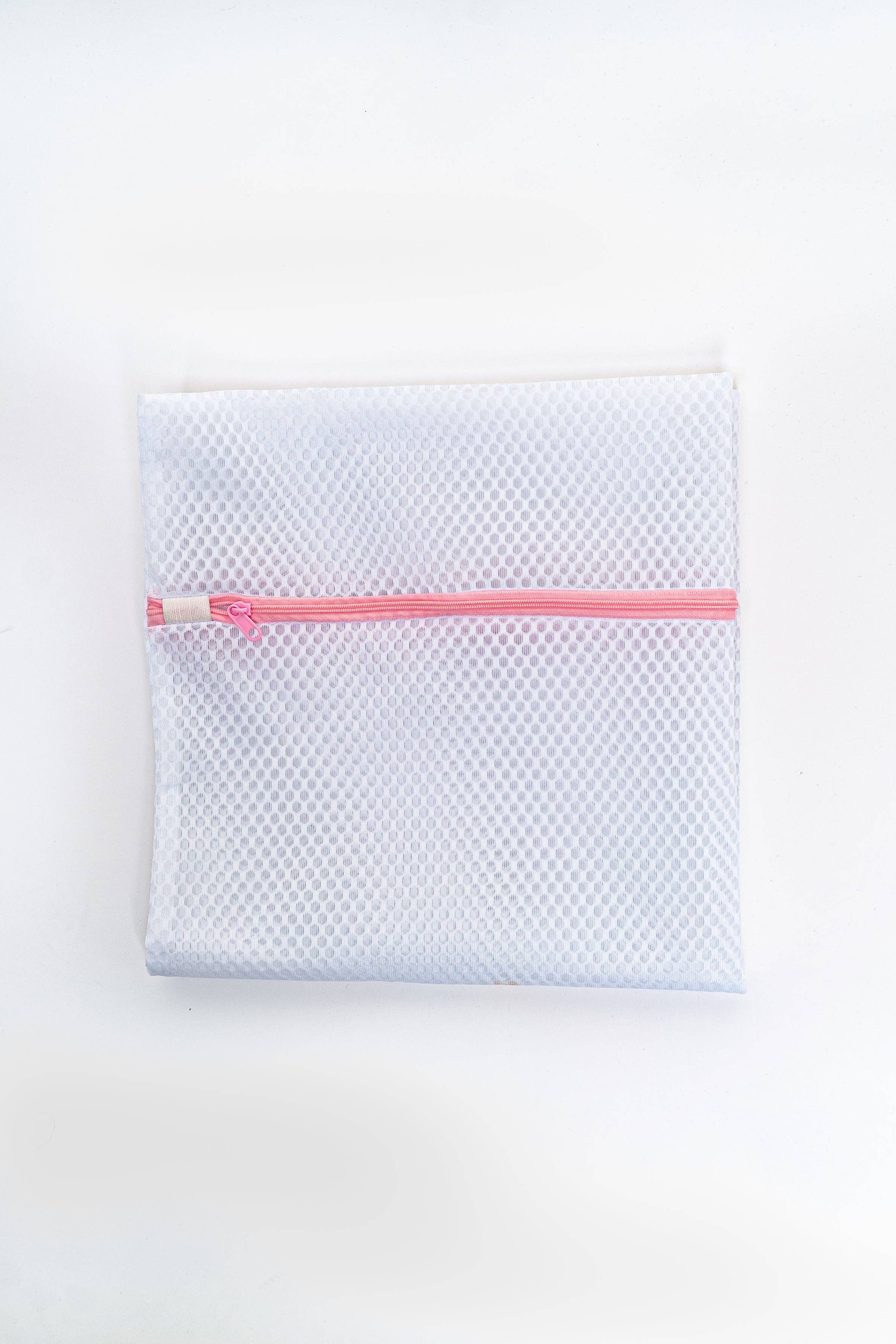 Eco Period - Wholesale Laundry bag - 30x40cm Zipper Closure Mesh Laundry Bag