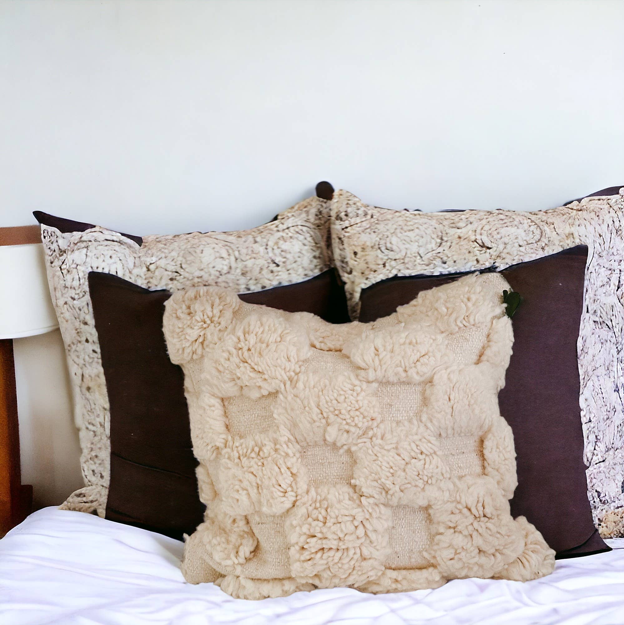 Berberwoolrug - Wholesale Throw Pillow Cover - Handcrafted White Checkered Beni Ourain Wool Pillow Cover10