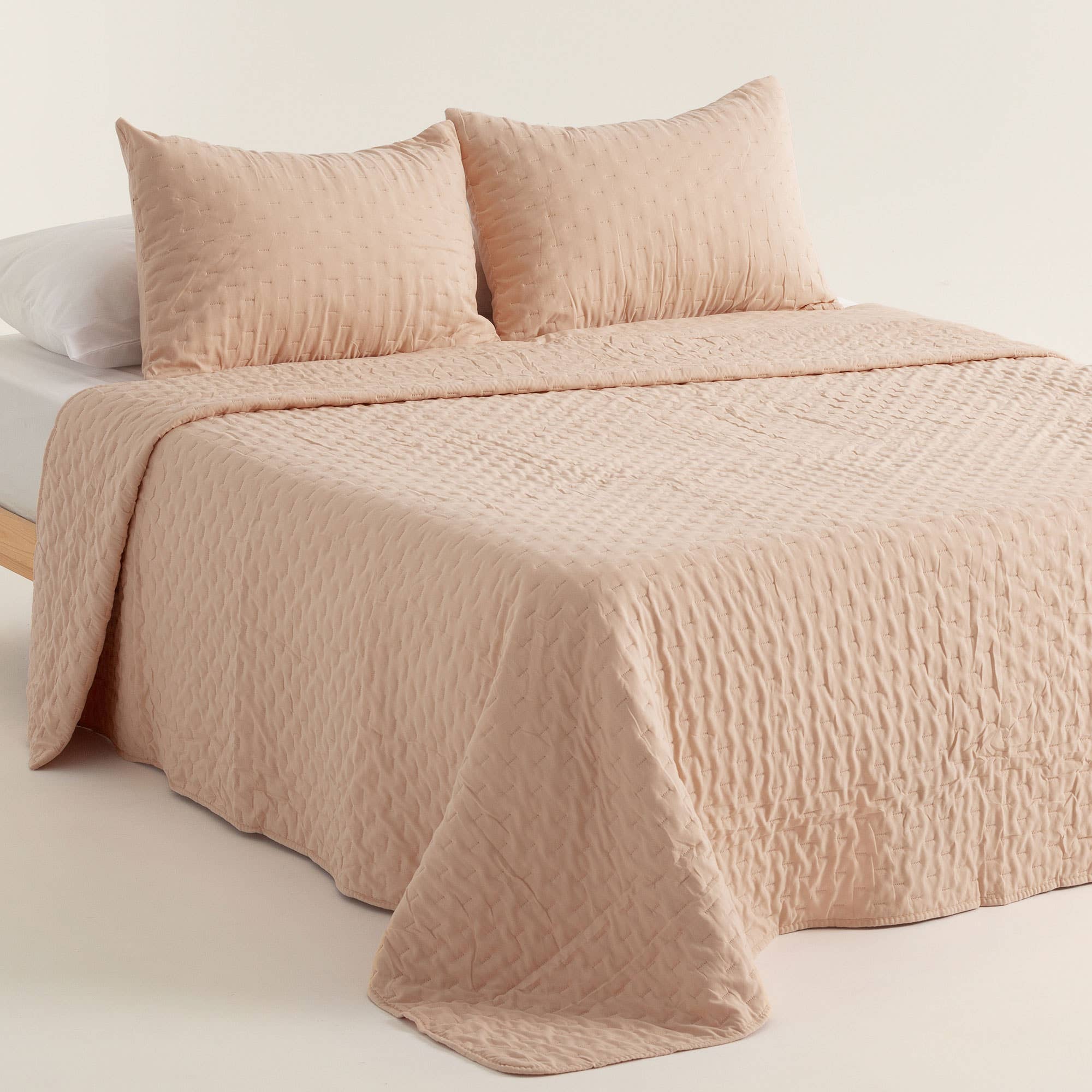 GAMUSI - Wholesale Quilt - NARA plain quilted bedspread with super soft touch24