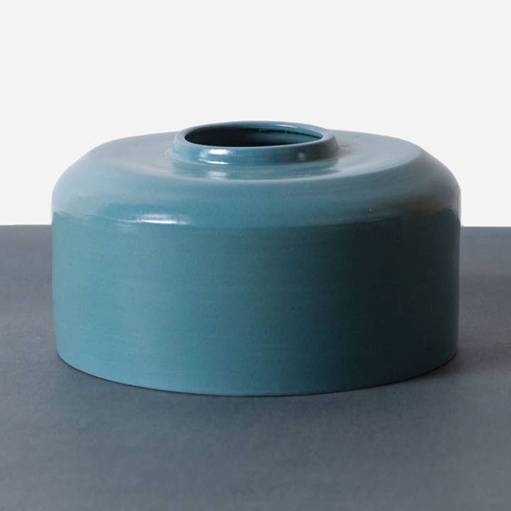 Vaso minimalista em cerâmica MIA por atacado de mudismood