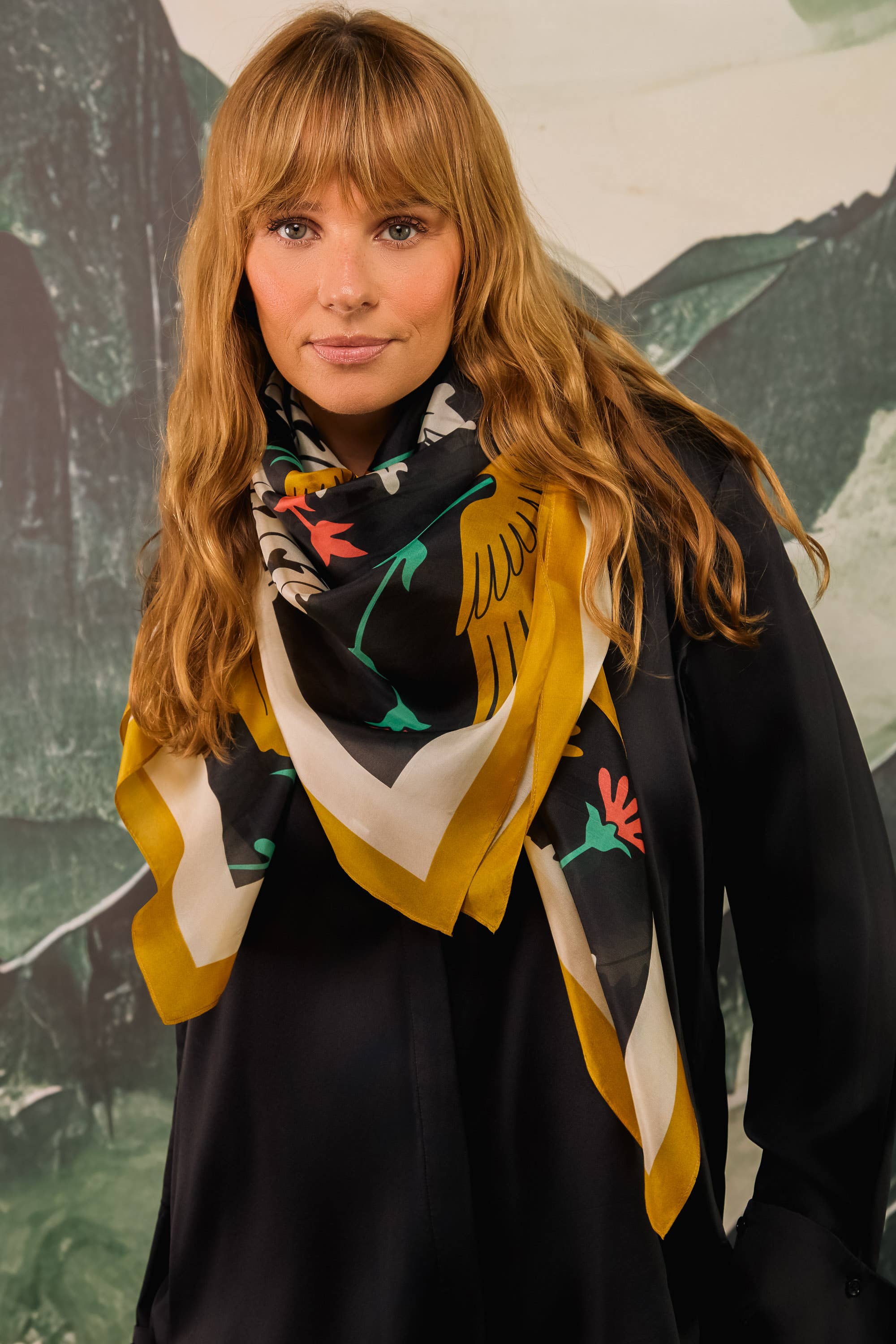 Artemis Muse – wholesale Scarf – Women's – Regal Doves & Lions Luxury Silk Scarf 120cm * 120cm3